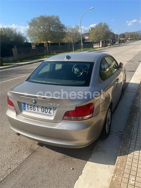 Usado BMW 120 Coupé 177 CV (130 kW) 2008 Beige Coupe