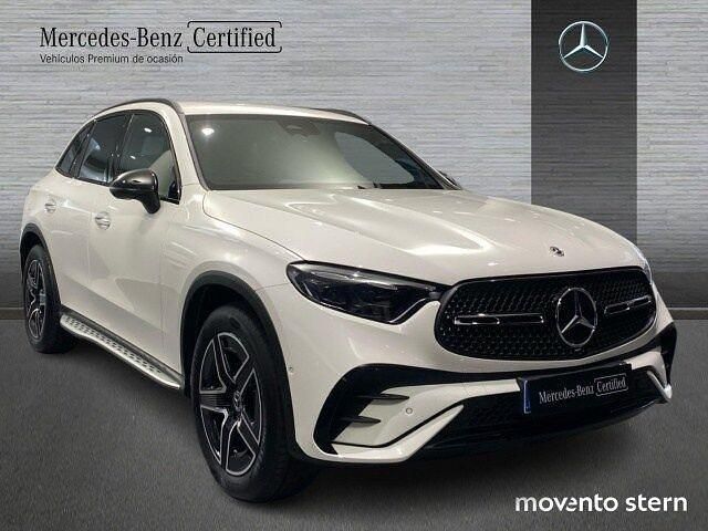 Usado Mercedes GLC300 269 CV (197 kW) 2024 Blanco polar SUV