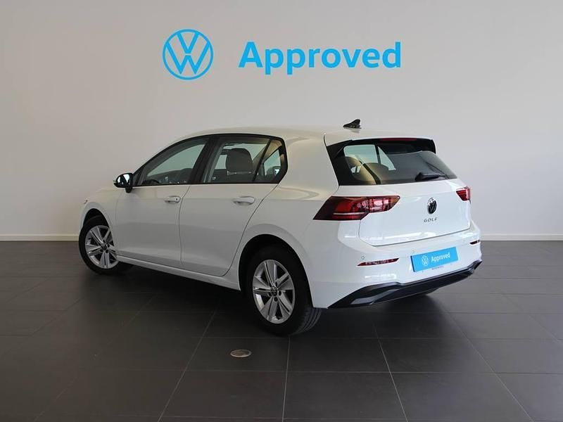 Usado VW Golf VIII Life 115 CV (84 kW) 2025 Blanco Utilitario