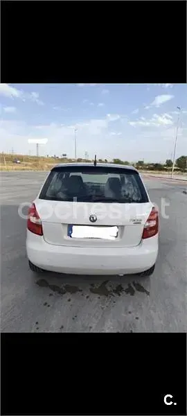 Usado Skoda Fabia 60 CV (44 kW) 2009 Blanco Berlina