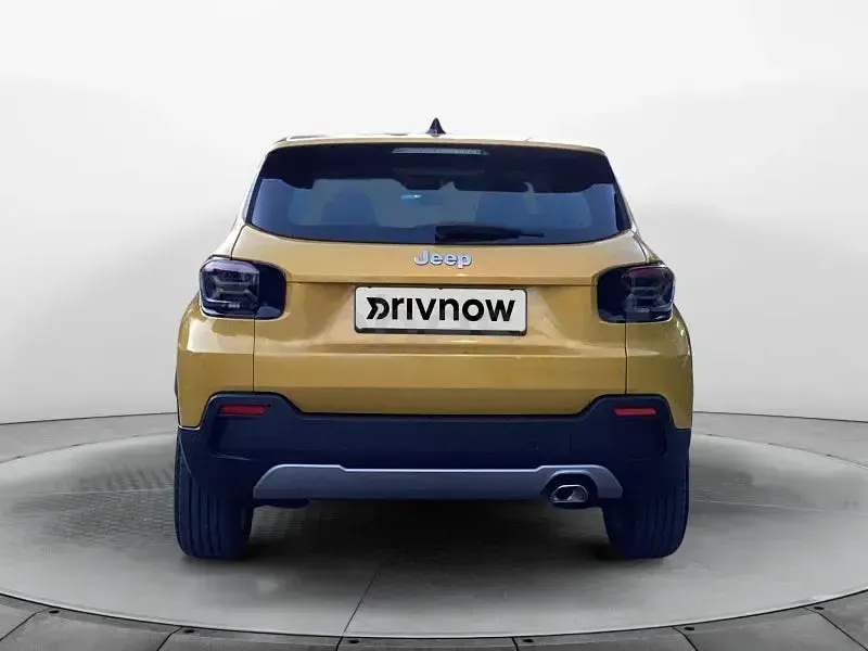 Usado Jeep Avenger Altitude 100 CV (73 kW) 2026 Amarillo SUV