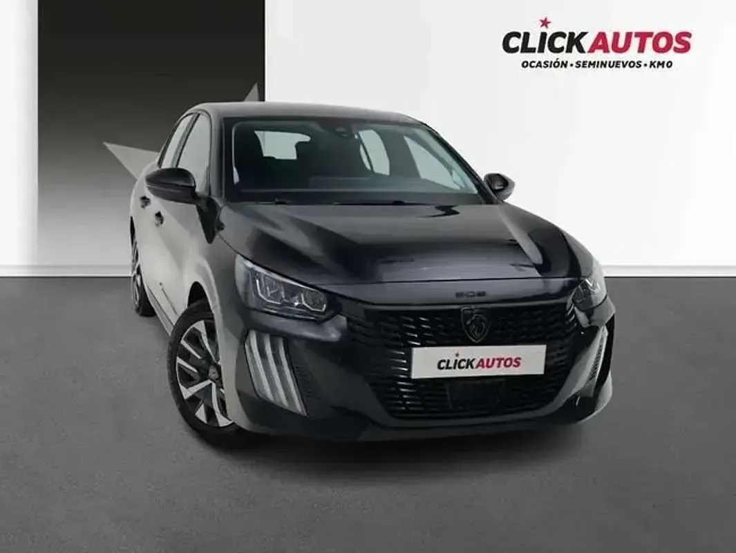 Usado Peugeot 208 Active 101 CV (74 kW) 2024 Negro Utilitario
