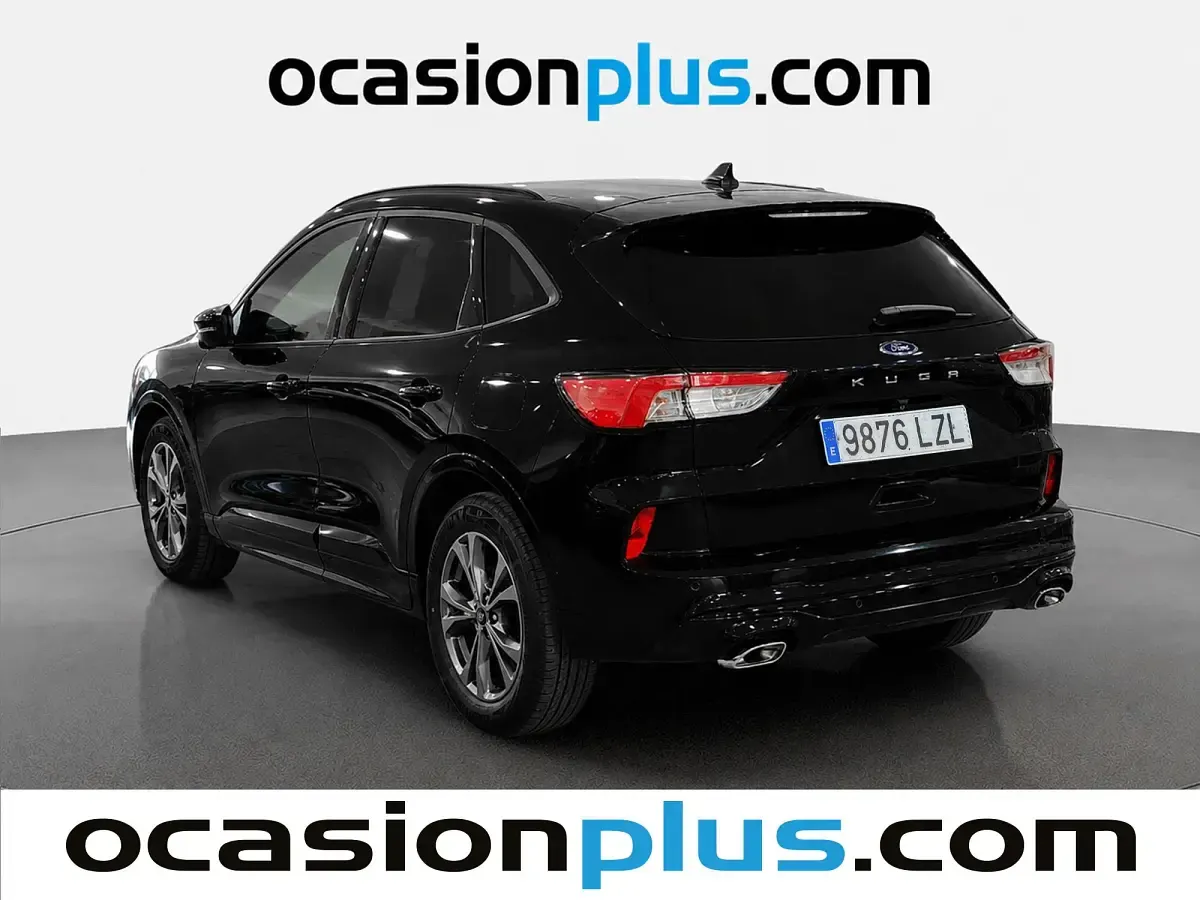 Usado Ford Kuga ST-Line 120 CV (88 kW) 2022 Negro SUV