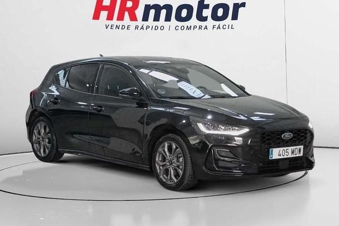 Usado Ford Focus ST-Line 126 CV (92 kW) 2023 Negro Utilitario