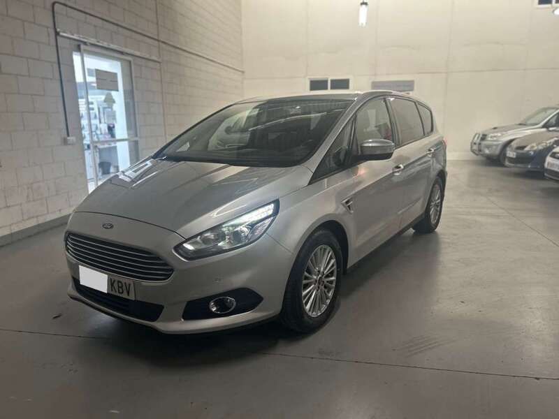 Gris Usado 2017 Ford S-MAX Trend Monovolumen | 13.900 € (Super precio) - Imagen 1/4