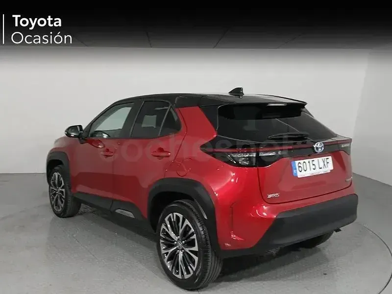 Usado Toyota Yaris Cross Style 116 CV (85 kW) 2022 Rojo SUV