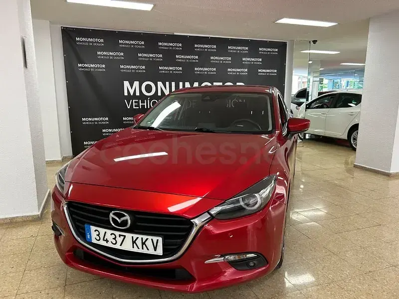 Usado Mazda 3 105 CV (77 kW) 2018 Rojo Berlina