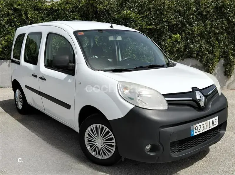 Usado Renault Kangoo 95 CV (69 kW) 2021 Blanco Monovolumen