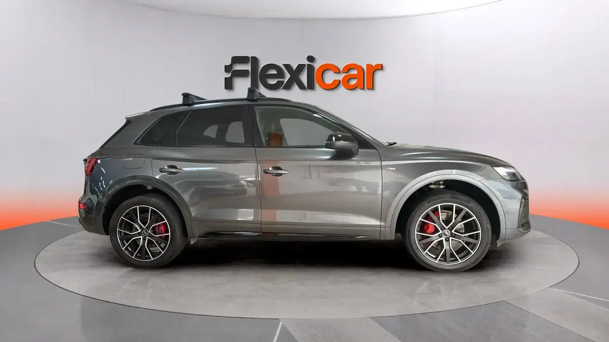 Usado Audi Q5 Premium 204 CV (150 kW) 2023 Gris SUV