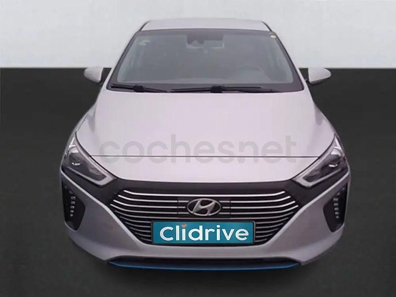 Usado Hyundai Ioniq 141 CV (103 kW) 2019 Gris / plata Utilitario
