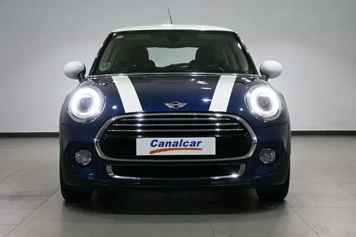 Usado Mini Cooper D 116 CV (85 kW) 2016 Azul Utilitario