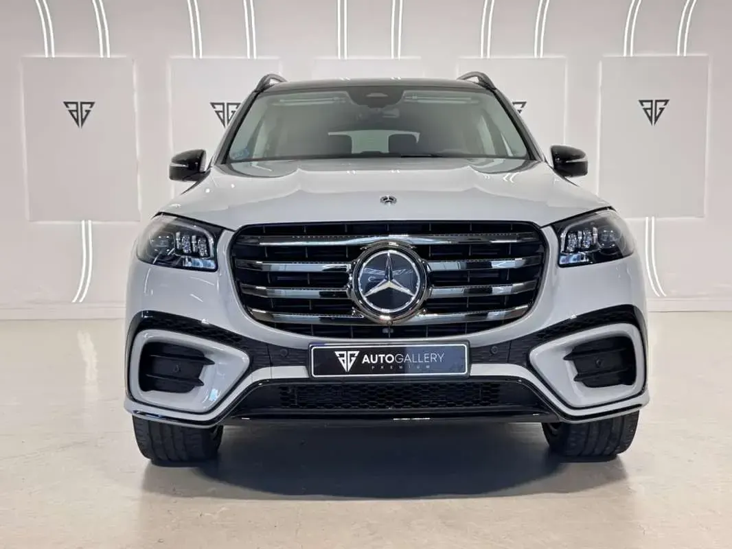 Usado Mercedes GLS450 367 CV (269 kW) 2025 Gris SUV
