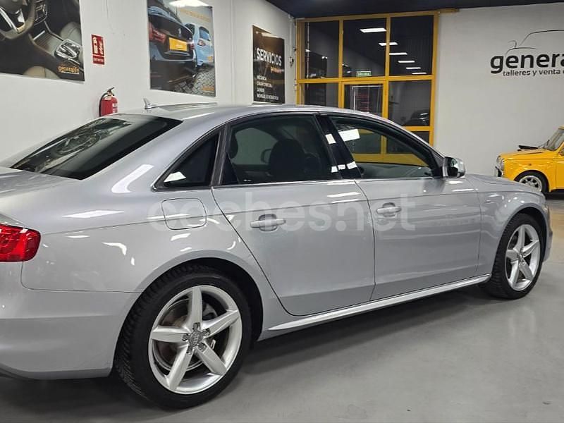 Usado Audi A4 S-Line 150 CV (110 kW) 2015 Gris / plata Berlina