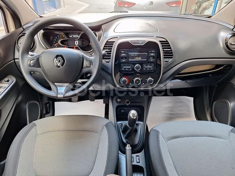 Usado Renault Captur Intens 90 CV (66 kW) 2014 Blanco SUV