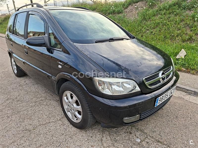 Usado Opel Zafira Elegance 125 CV (91 kW) 2004 Negro Monovolumen