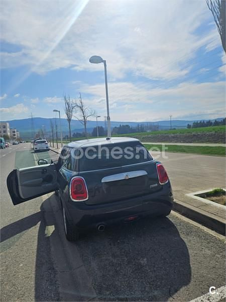 Usado Mini Cooper 122 CV (89 kW) 2015 Negro Utilitario