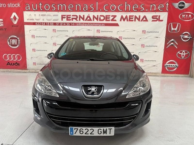 Usado Peugeot 308 120 CV (88 kW) 2009 Gris / plata Berlina