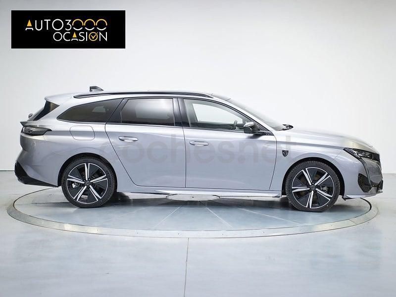 Usado Peugeot 308 SW GT 180 CV (132 kW) 2024 Gris / plata Familiar