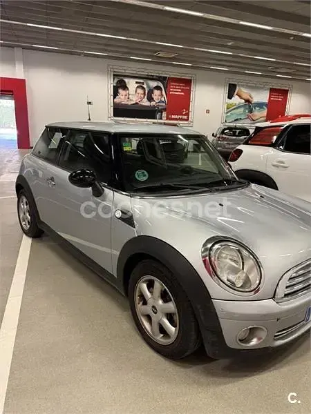 Usado Mini ONE 90 CV (66 kW) 2008 Gris / plata Utilitario