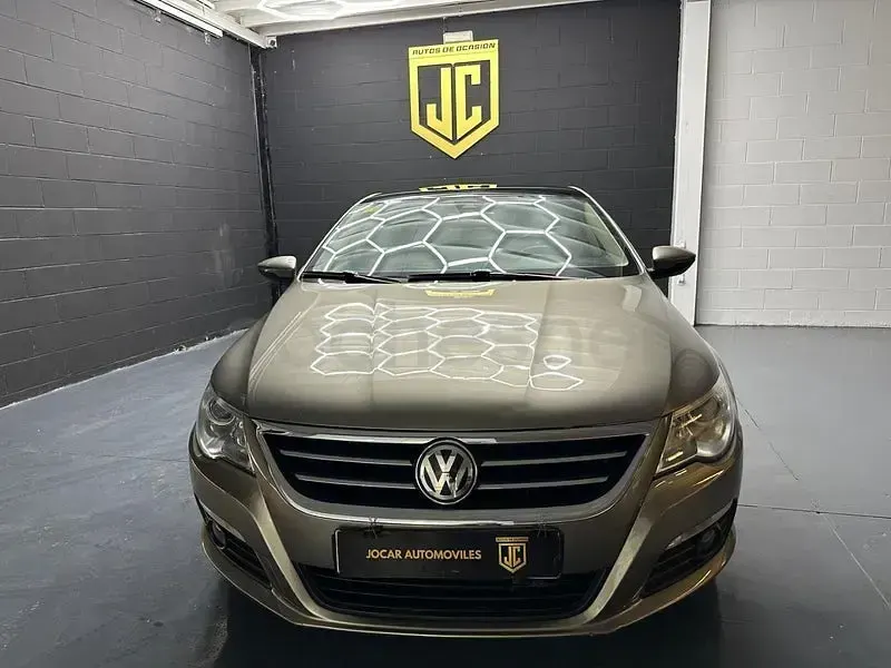 Usado VW Passat 170 CV (125 kW) 2010 Beige Berlina