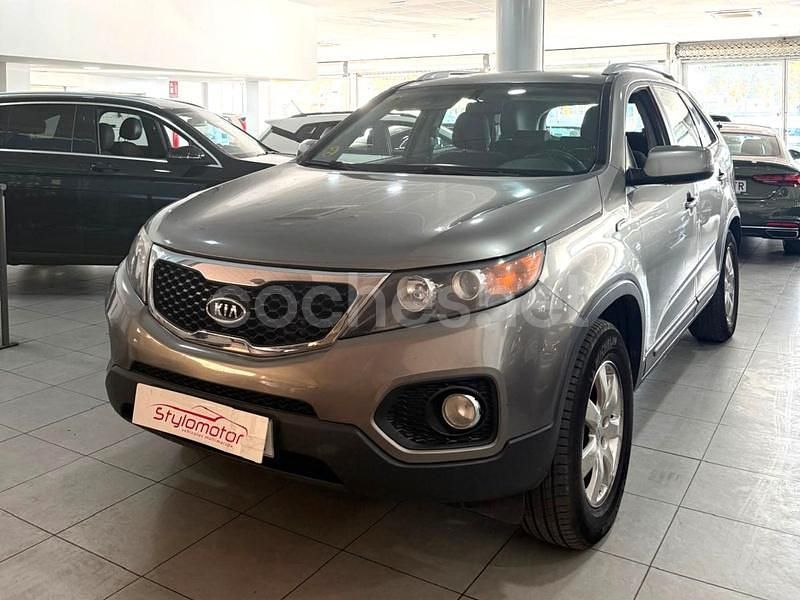 Gris Usado 2010 Kia Sorento Active SUV | 9990 € (Precio justo) - Imagen 1/4