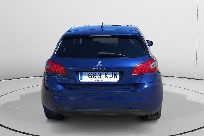 Usado Peugeot 308 Style 110 CV (80 kW) 2018