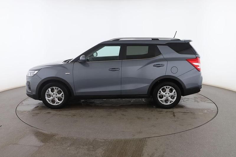 Usado Ssangyong (KGM) Tivoli 163 CV (119 kW) 2022 Gris SUV