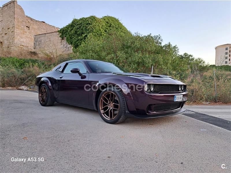 Usado Dodge Challenger 485 CV (356 kW) 2023 Violeta / lila Coupe