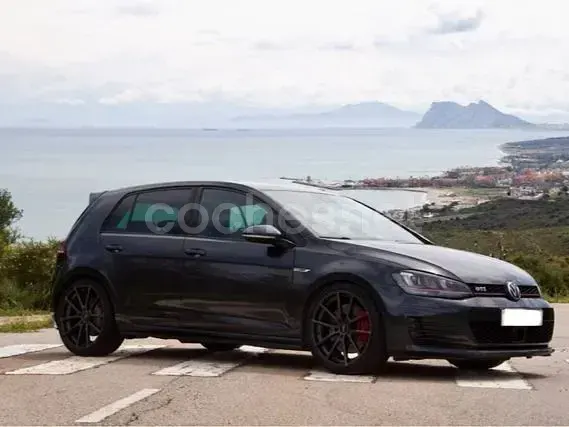 Usado VW Golf VII GTI 230 CV (169 kW) 2013 Gris / plata Berlina
