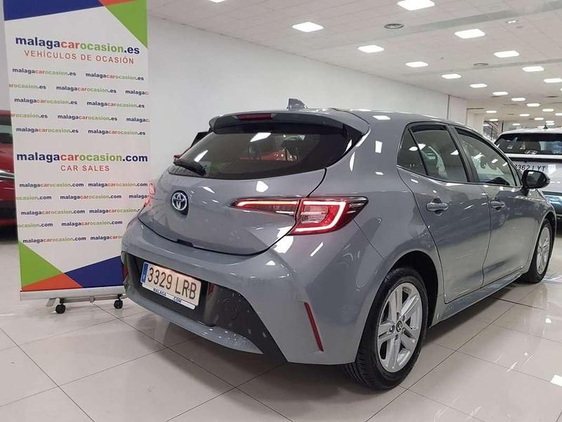 Usado Toyota Corolla Active 122 CV (89 kW) 2021 Gris Utilitario