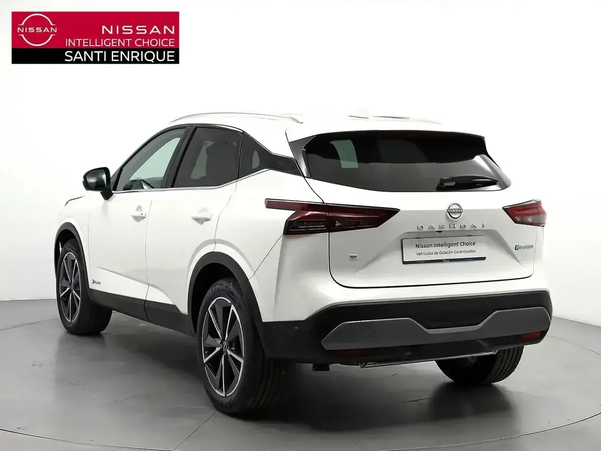 Usado Nissan Qashqai Tekna 190 CV (139 kW) 2023 Blanco SUV
