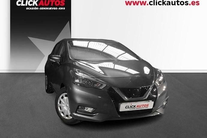 Usado Nissan Micra Acenta 92 CV (67 kW) 2022 Gris Utilitario