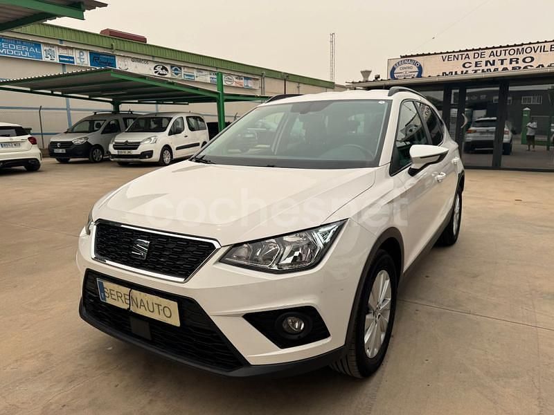 Usado Seat Arona Style 95 CV (69 kW) 2019 Blanco SUV
