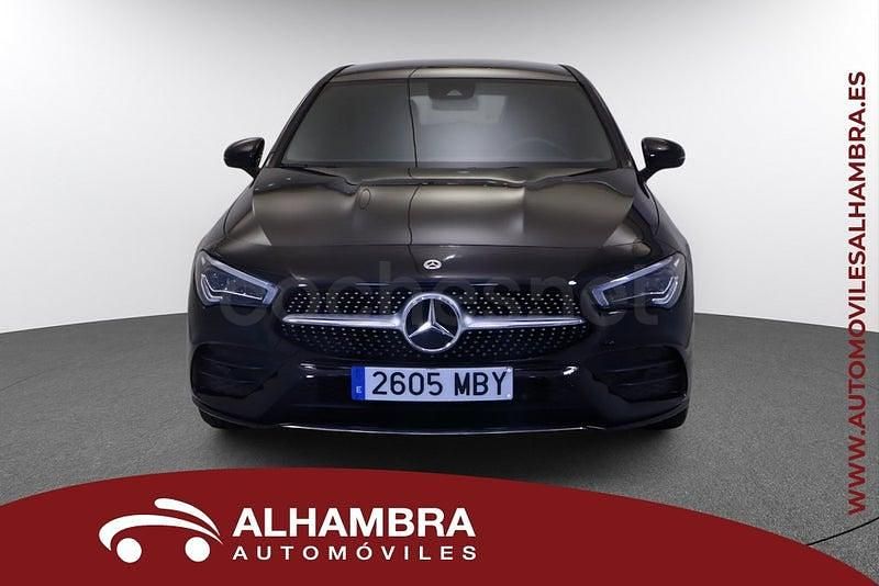 Usado Mercedes CLA180 Shooting Brake 136 CV (100 kW) 2023 Negro Familiar