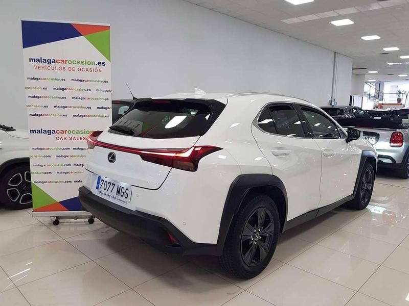 Usado Lexus UX 250h Business Edition 184 CV (135 kW) 2023 Blanco SUV