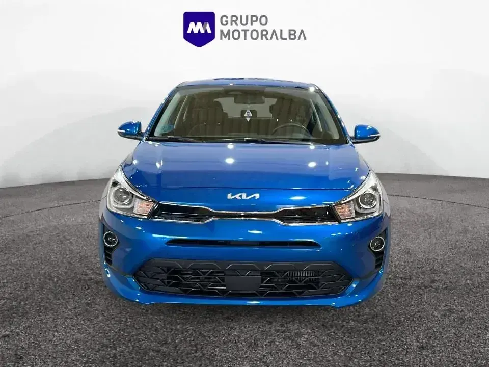 Usado Kia Rio 100 HP (73 kW) 2022 Azul Sedan