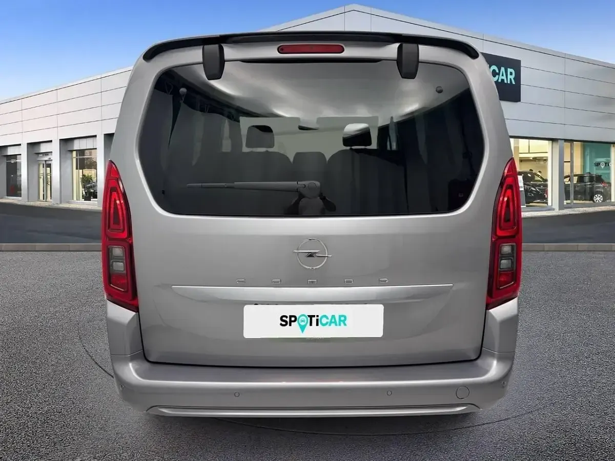 Nuevo Opel Combo 130 CV (95 kW) 2026 Gris Monovolumen