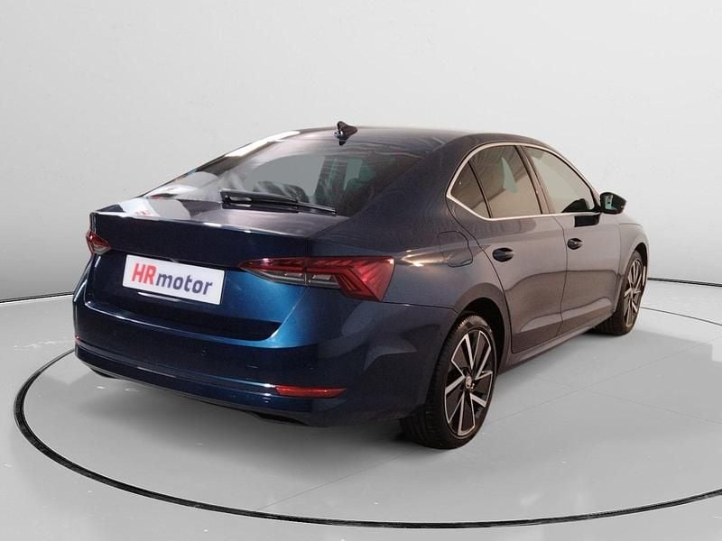 Occasion Skoda Octavia Style 204 PK (150 kW) 2022 Blauw Hatchback