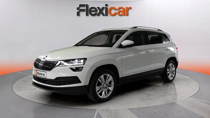 Usado Skoda Karoq Ambition 116 CV (85 kW) 2020 Blanco SUV