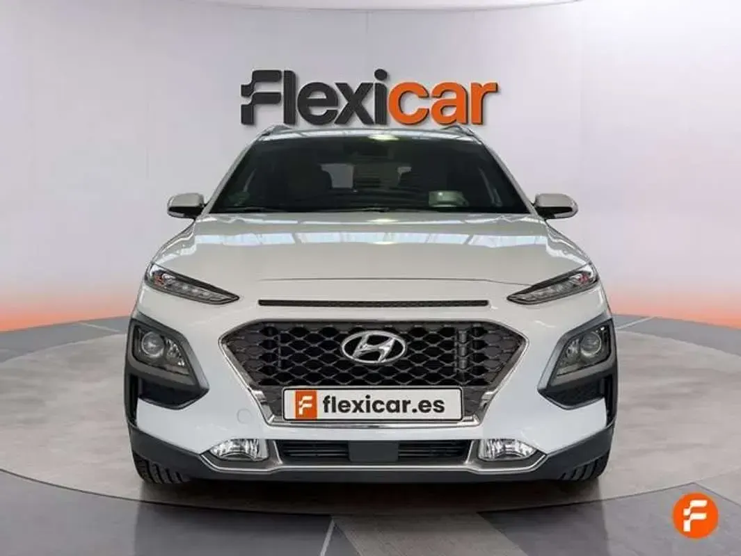 Usado Hyundai Kona 120 CV (88 kW) 2018 Blanco SUV