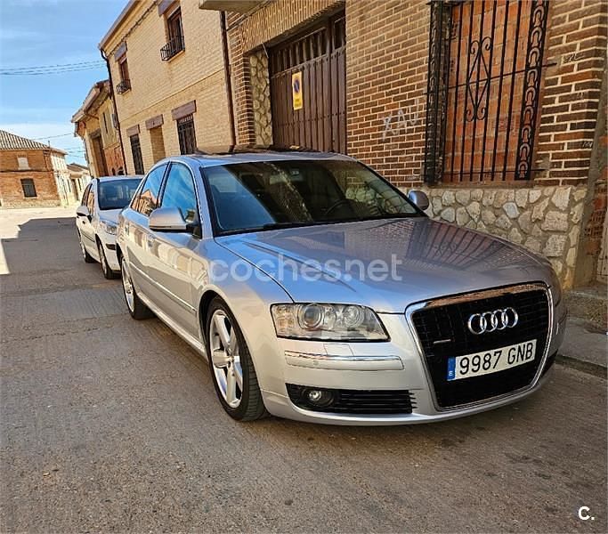 Usado Audi A8 250 CV (183 kW) 2010 Gris / plata Berlina