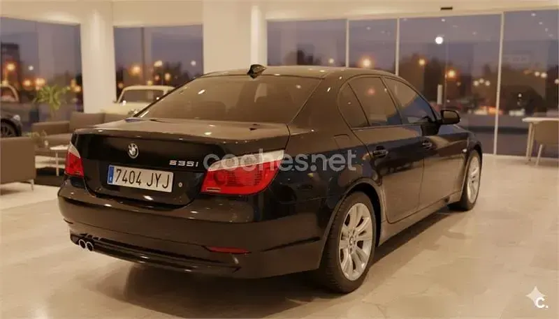 Usado BMW 520 170 CV (125 kW) 2003 Negro Berlina