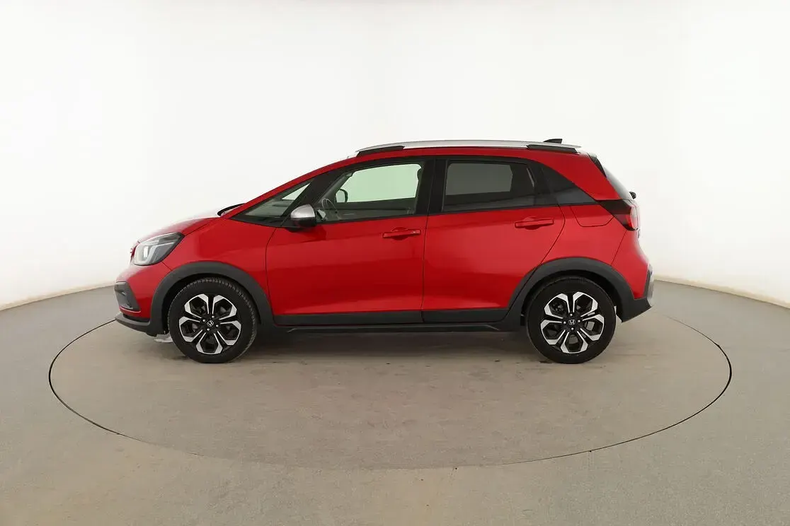 Usado Honda Jazz Executive 109 CV (80 kW) 2022 Rojo Utilitario