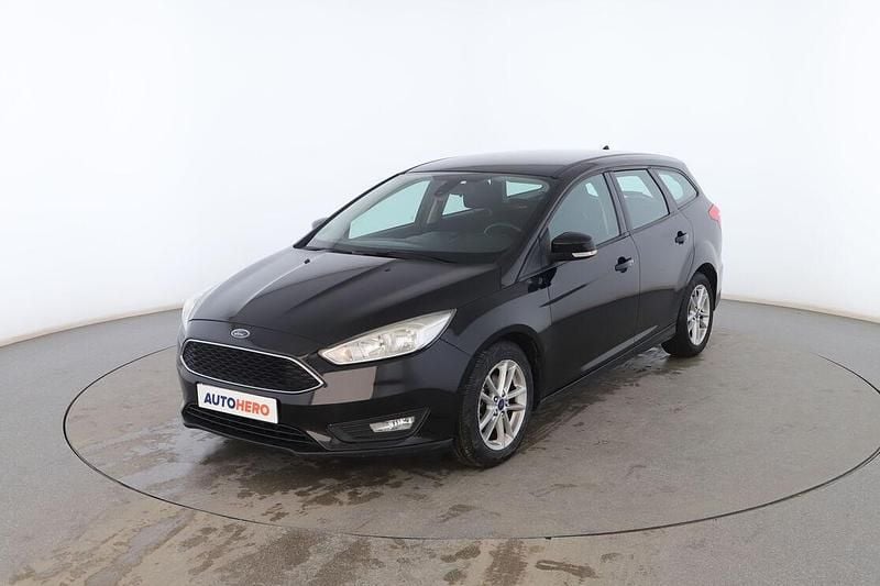 Usado Ford Focus Business Edition 125 CV (91 kW) 2017 Negro Familiar