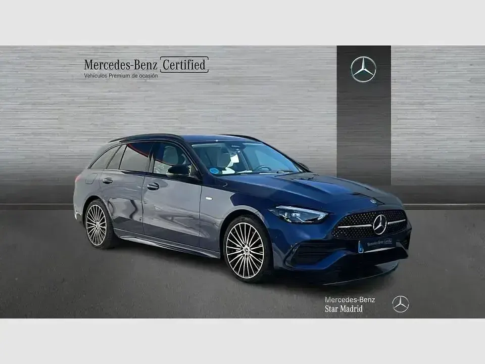 Usado Mercedes C300e 313 CV (230 kW) 2025 Azul Familiar