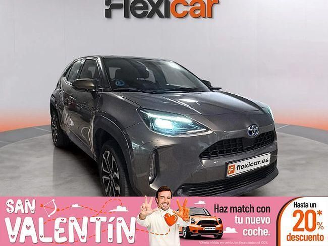 Marrón Usado 2024 Toyota Yaris Hybrid Active | 21.990 € (Precio justo) - Imagen 1/4