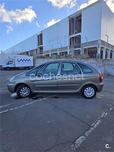 Beige Usado 2010 Citroën Xsara Picasso Exclusive Monovolumen | 2800 € (Super precio) - Imagen 1/2