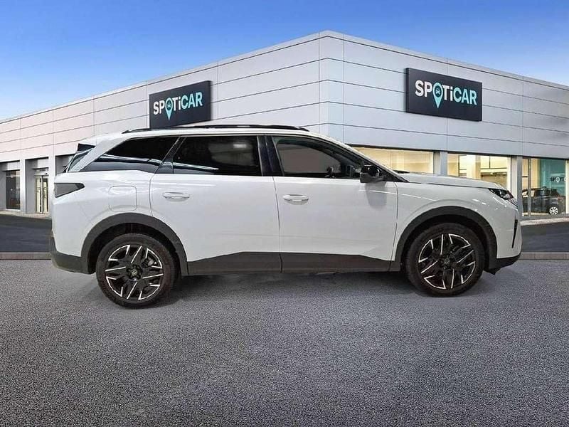 Usado Peugeot 5008 Allure 147 CV (108 kW) 2025 Blanco SUV