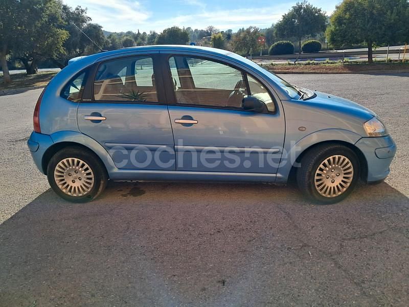 Usado Citroën C3 Exclusive 92 CV (67 kW) 2002 Azul Berlina