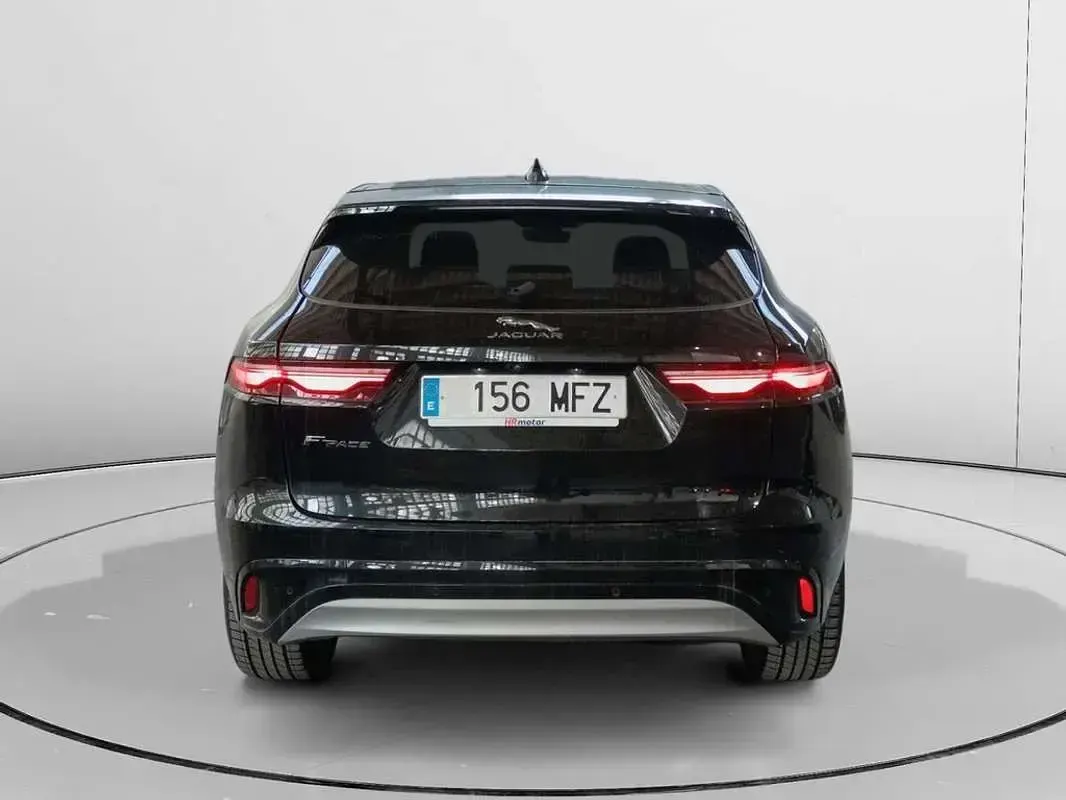 Usado Jaguar F-Pace SE 204 CV (150 kW) 2023 Negro SUV